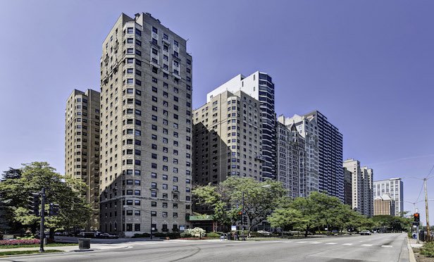 NY Investor Completes Record Condo Deconversion Buy on Chicago’s Lake Shore Drive